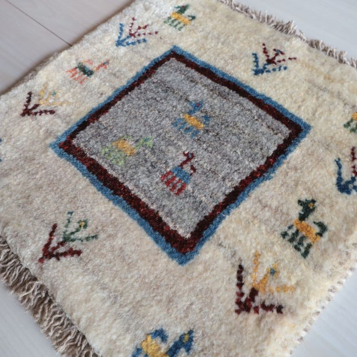 ギャッベ（ギャベ）ラティーフ　40×41cm（BP-13096）