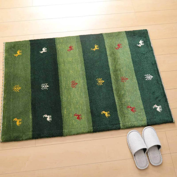 ギャッベ（ギャベ）イラン産草木染めの玄関マットサイズ正面から撮影した全体画像