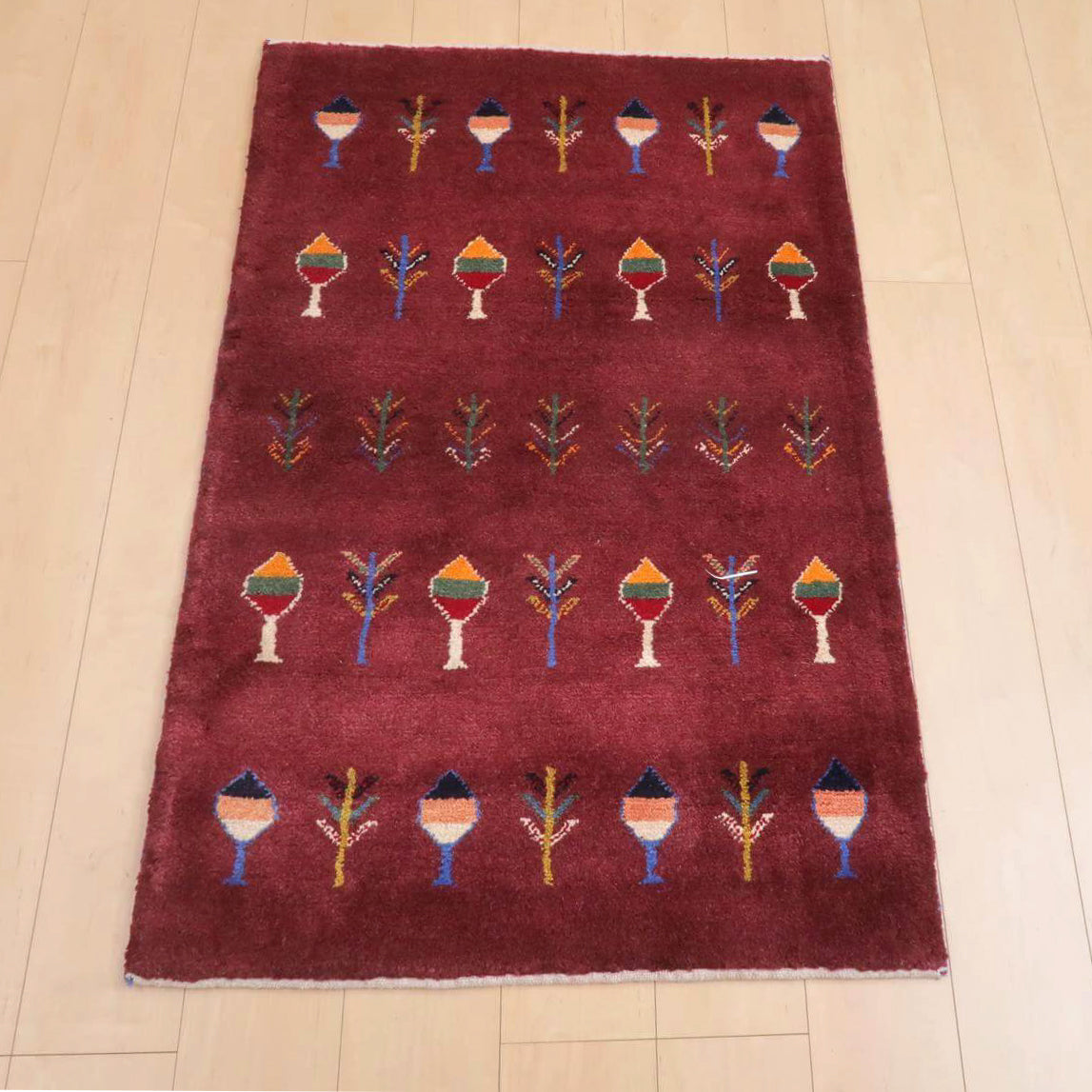 【さま】ギャッベ2枚 ギャッベ,ラティーフ,125×81cm｜ワインレッド手織りツリー＆カップ柄