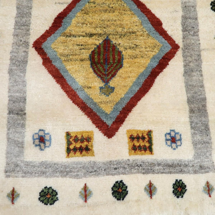 【オーダーメイド受付中】イラン　シラーズ産　ギャッベ 　（bs-11435）