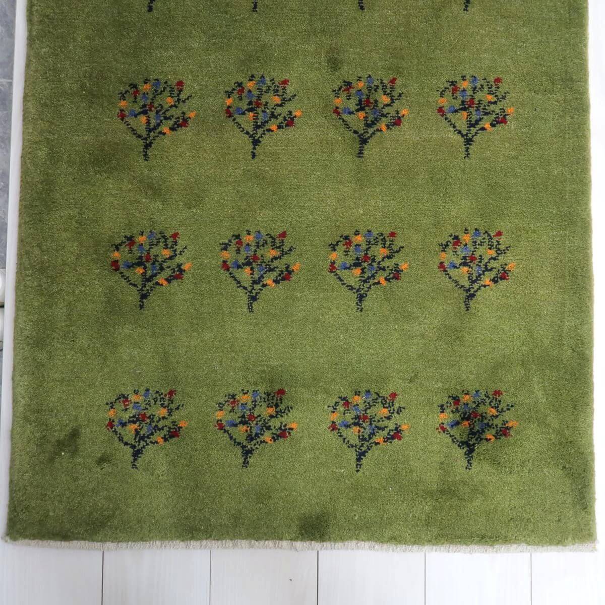 ギャッベ,カシュクリ,ラグ,126×84cm｜手織りペルシャ絨毯｜グリーン×花