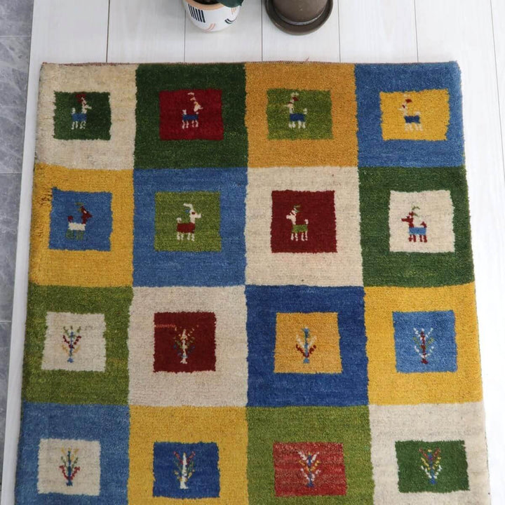 【オーダーメイド受付中】イラン　シラーズ産　ギャッベ 　（bs-11519）