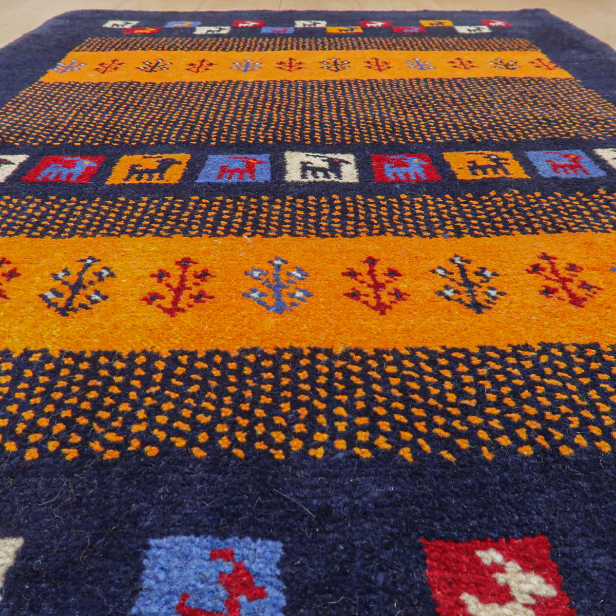 ギャッベ,ラグ,120×82cm｜手織りペルシャ絨毯,ラティーフ｜おしゃれな