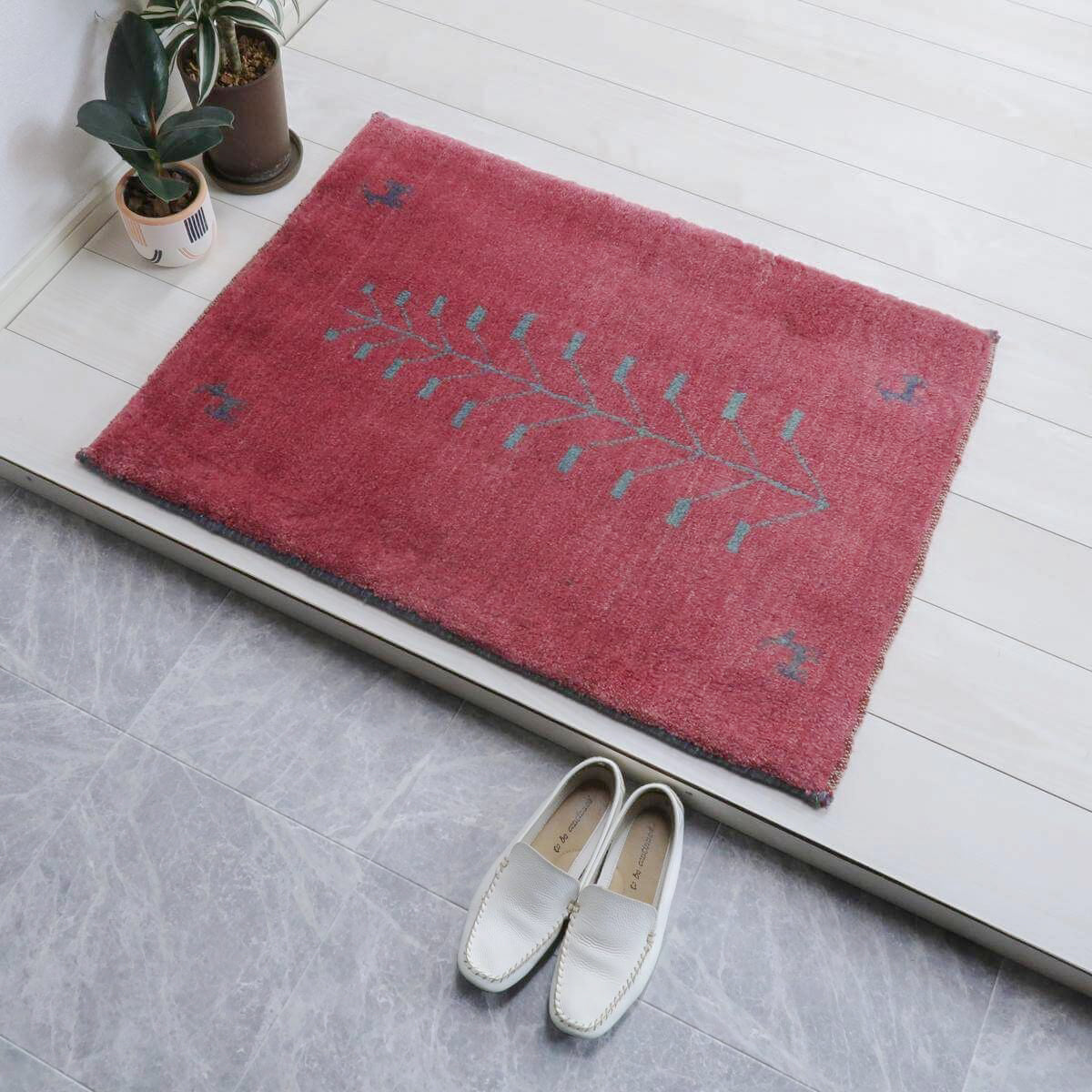 ギャッベ,玄関マット,90×66cm｜ピンク・ツリー柄,手織りウールラグ