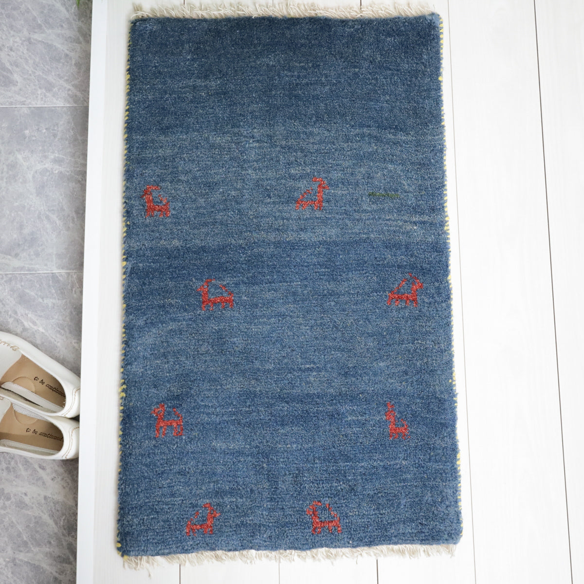 ギャッベ,玄関マット,86×54cm｜藍色・手織りウールラグ,シンプル動物柄