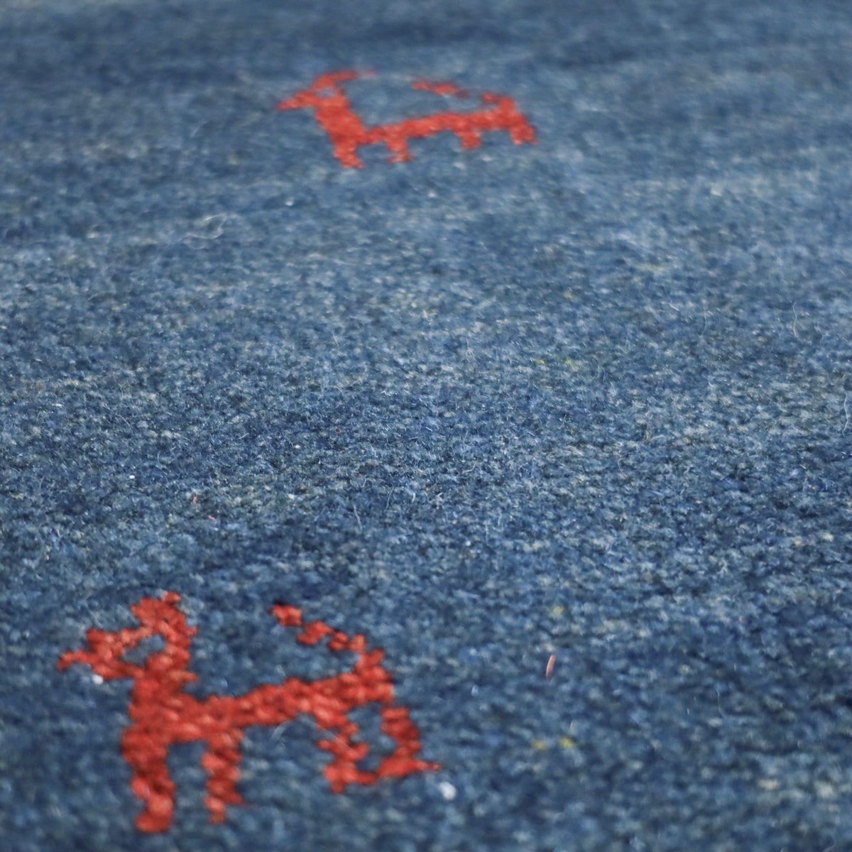 ギャッベ,玄関マット,86×54cm｜藍色・手織りウールラグ,シンプル動物柄