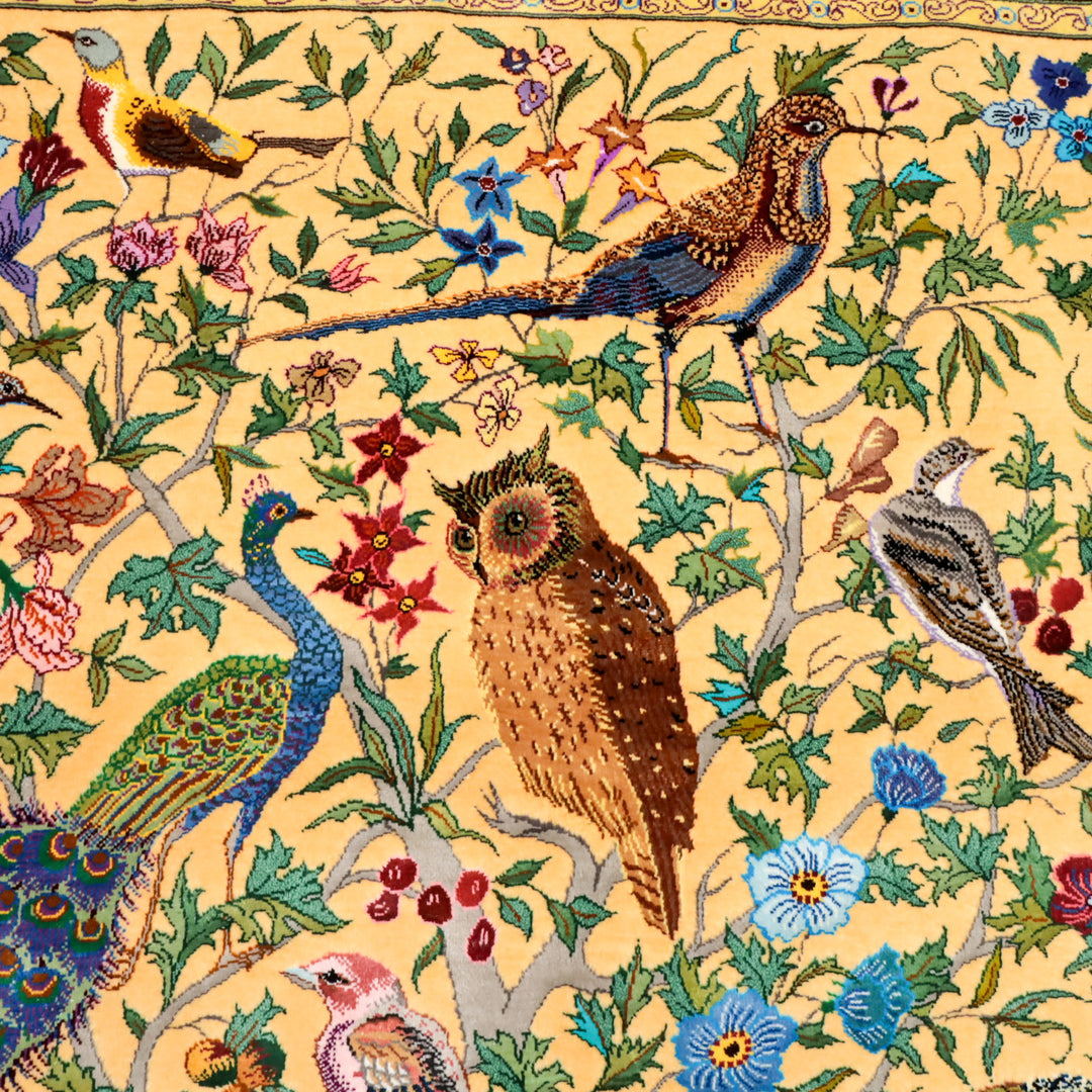 最高級ペルシャ絨毯クム、シルク100％ 楽園の鳥と動物　162×107cm（FL-13283）