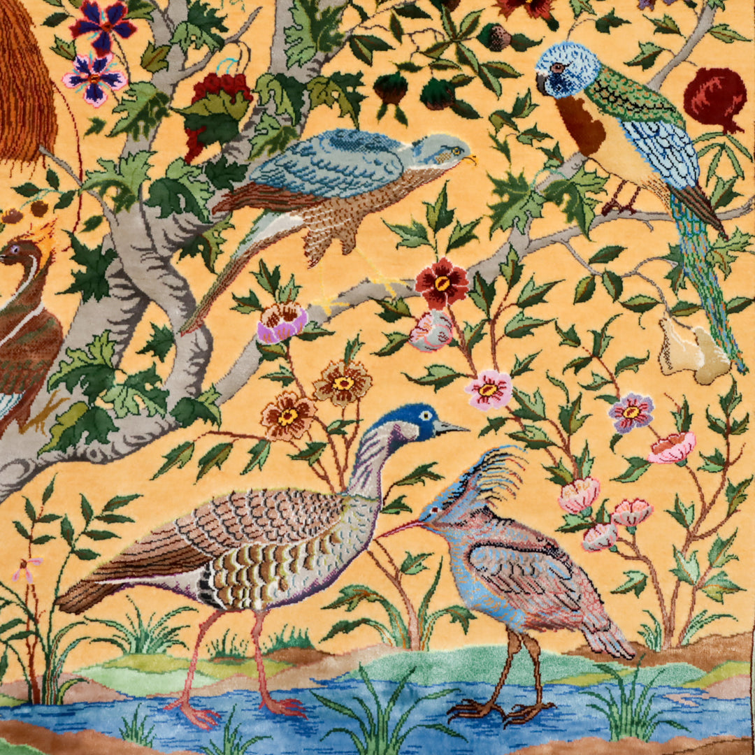 最高級ペルシャ絨毯クム、シルク100％ 楽園の鳥と動物　162×107cm（FL-13283）