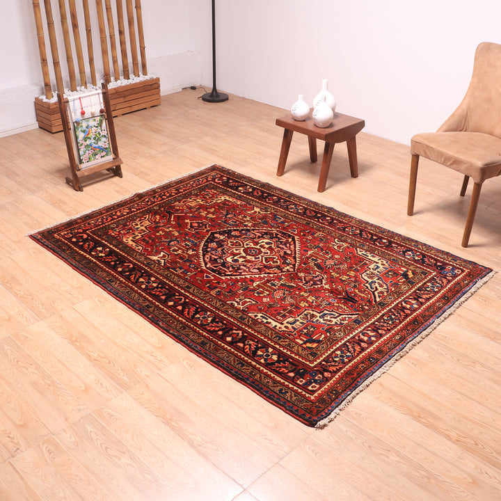 ペルシャ絨毯（イラン産）ホセインアバッド　190×138cm（FL-70145）