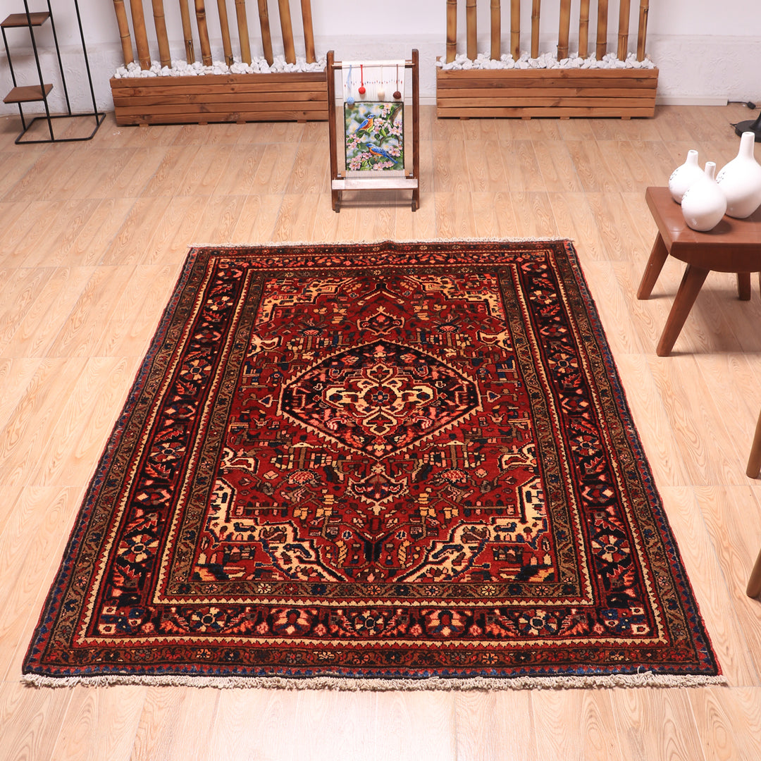 ペルシャ絨毯（イラン産）ホセインアバッド　190×138cm（FL-70145）