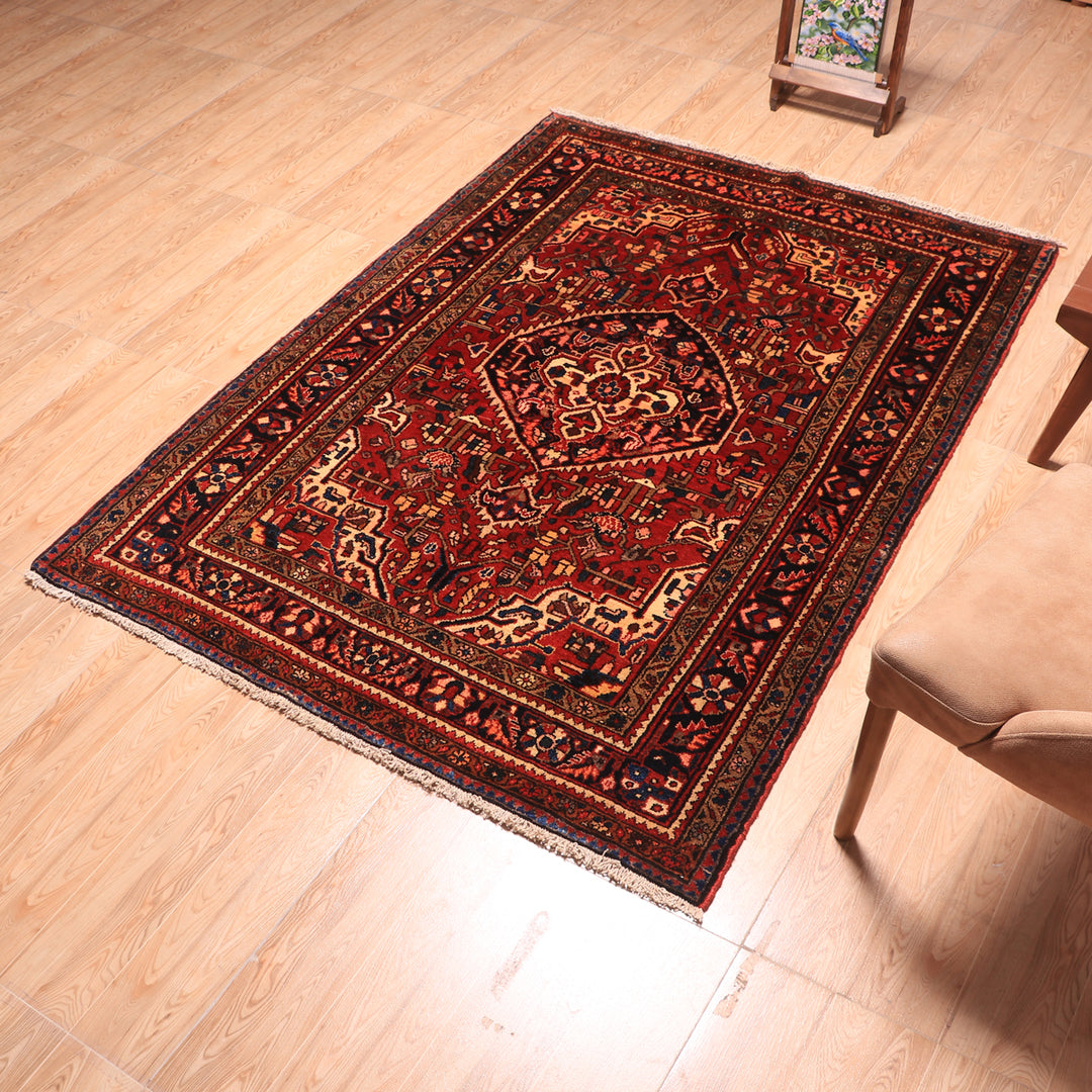 ペルシャ絨毯（イラン産）ホセインアバッド　190×138cm（FL-70145）