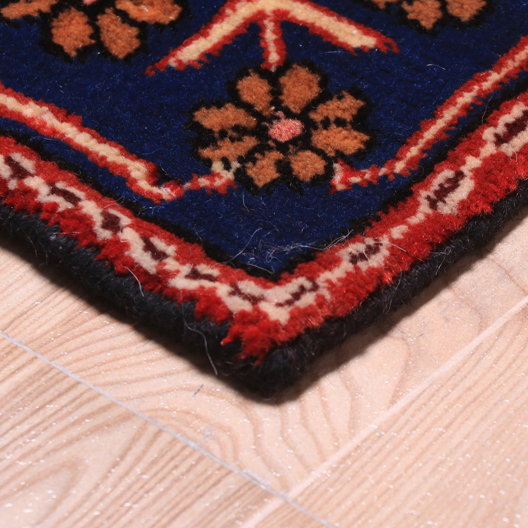 ペルシャ絨毯（イラン産）ナハーバンド　216×137cm（FL-70156）