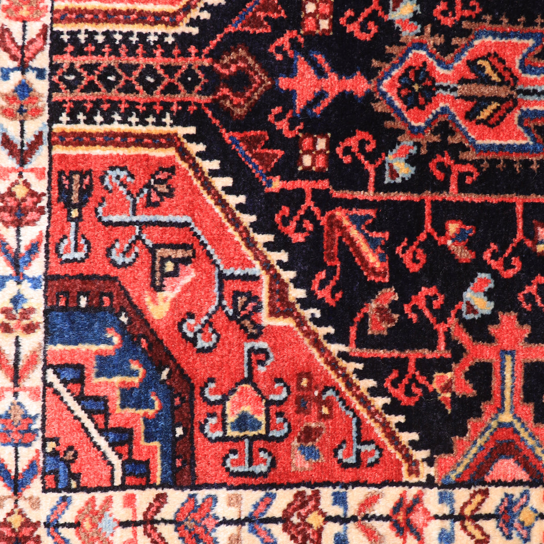 ペルシャ絨毯（イラン産）トゥイセルカーン　200×120cm（FL-70157）