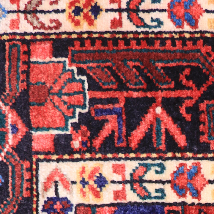 ペルシャ絨毯（イラン産）トゥイセルカーン　186×119cm（FL-70158）