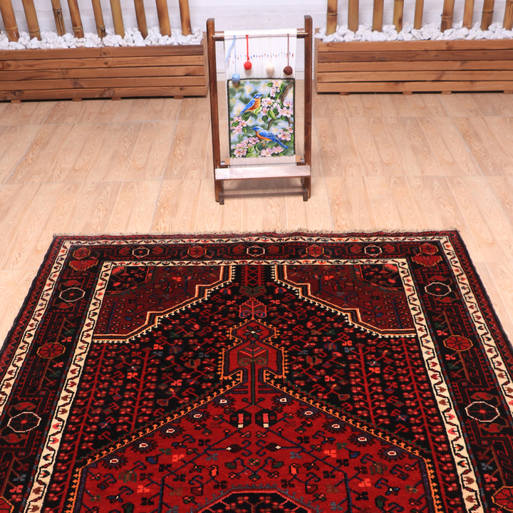 ペルシャ絨毯（イラン産）トゥイセルカーン　232×136cm（FL-70161）