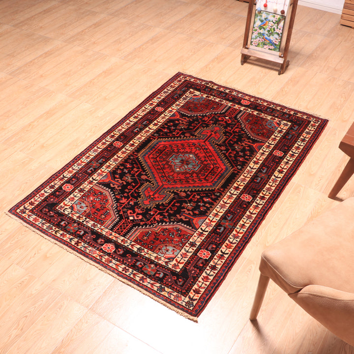 ペルシャ絨毯（イラン産）ハマダン　163×112cm（FL-70162）