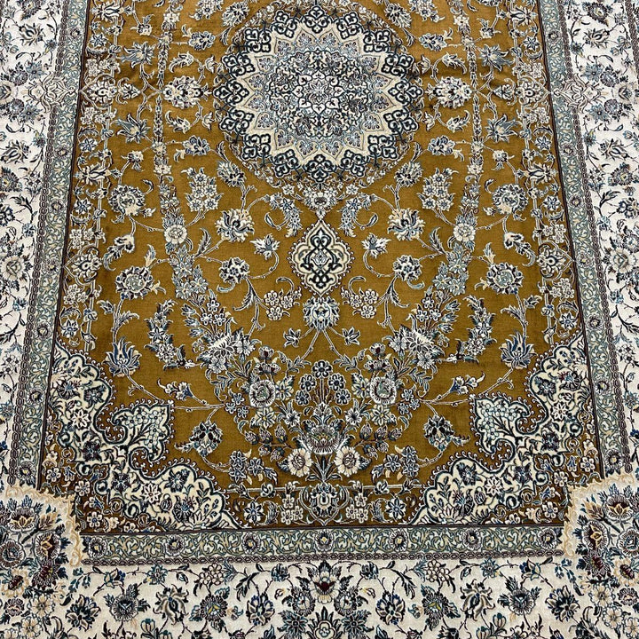 最高級ペルシャ絨毯（ナイン産）ハビビアン工房　227×147cm（FL-70363）