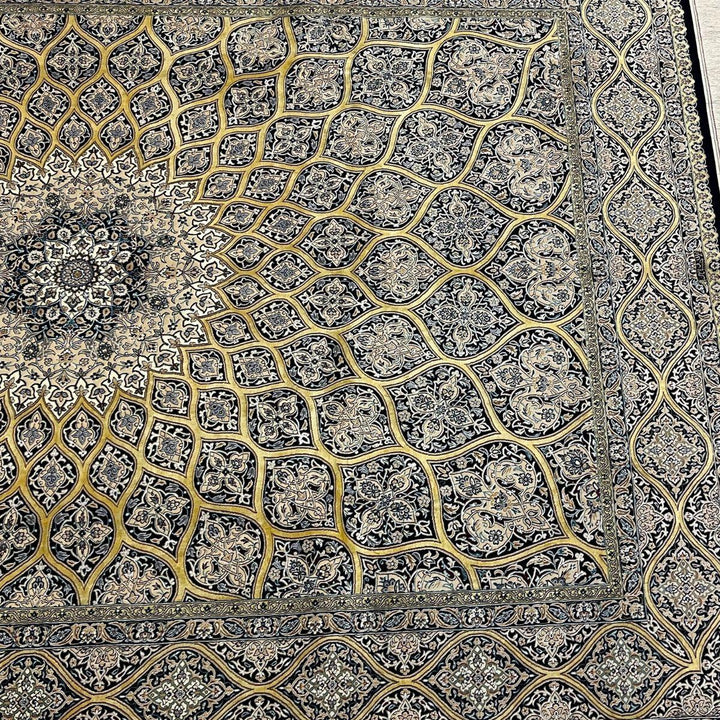 最高級ペルシャ絨毯（ナイン産）ハビビアン工房　303×218cm（FL-70364）