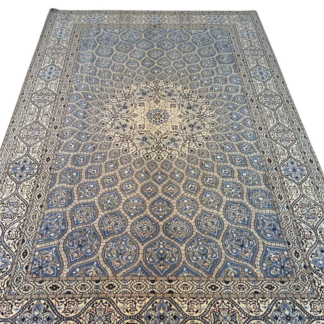 最高級ペルシャ絨毯（ナイン産）ハビビアン工房　310×205cm（FL-70368）