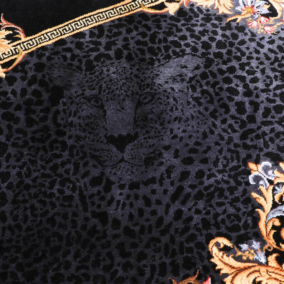 高級ペルシャ絨毯（シルク100％）ハカミ・マラーム工房　202×137cm（FN-70307）