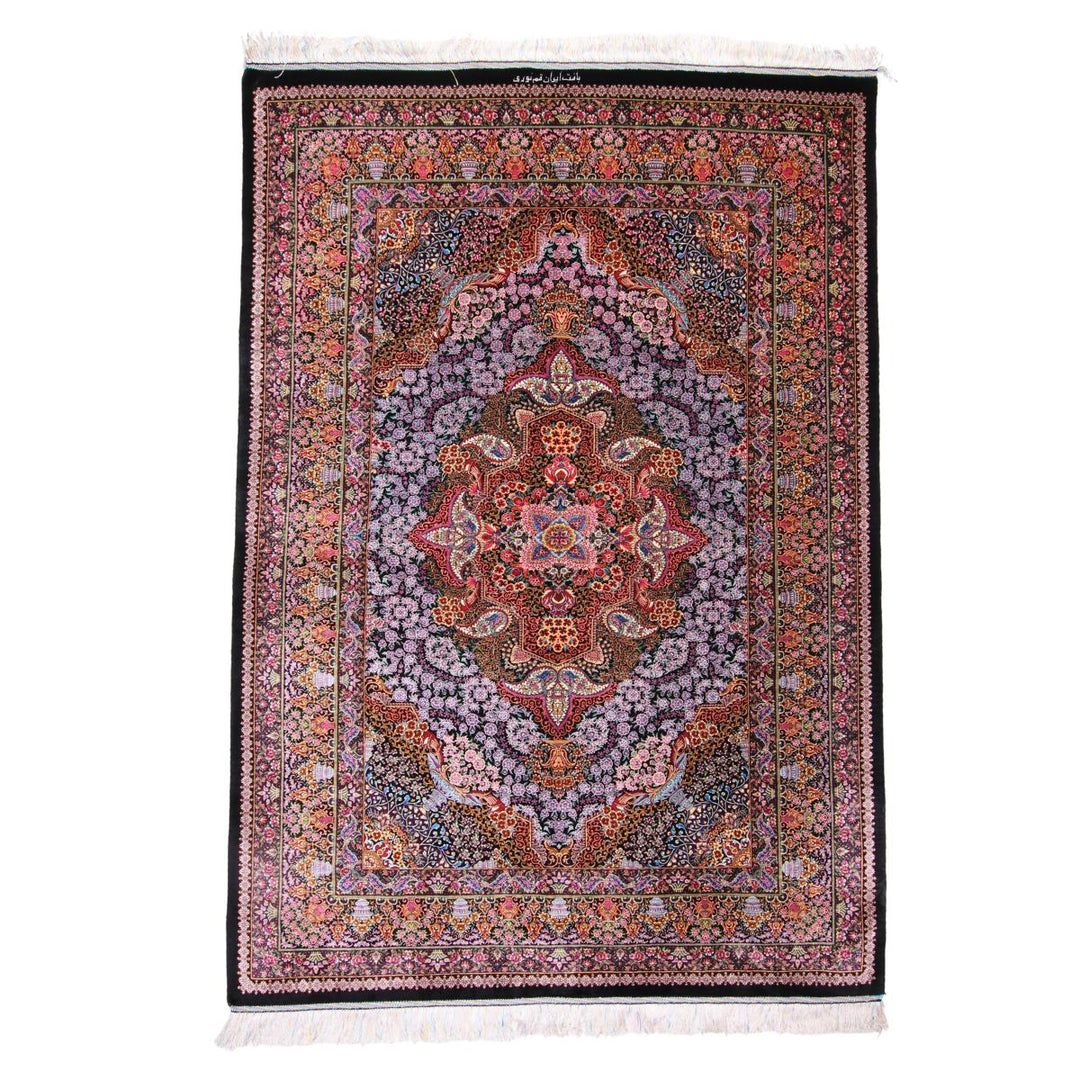 高級ペルシャ絨毯（シルク100％）ヌーリ工房　192×138cm（FN-70340）