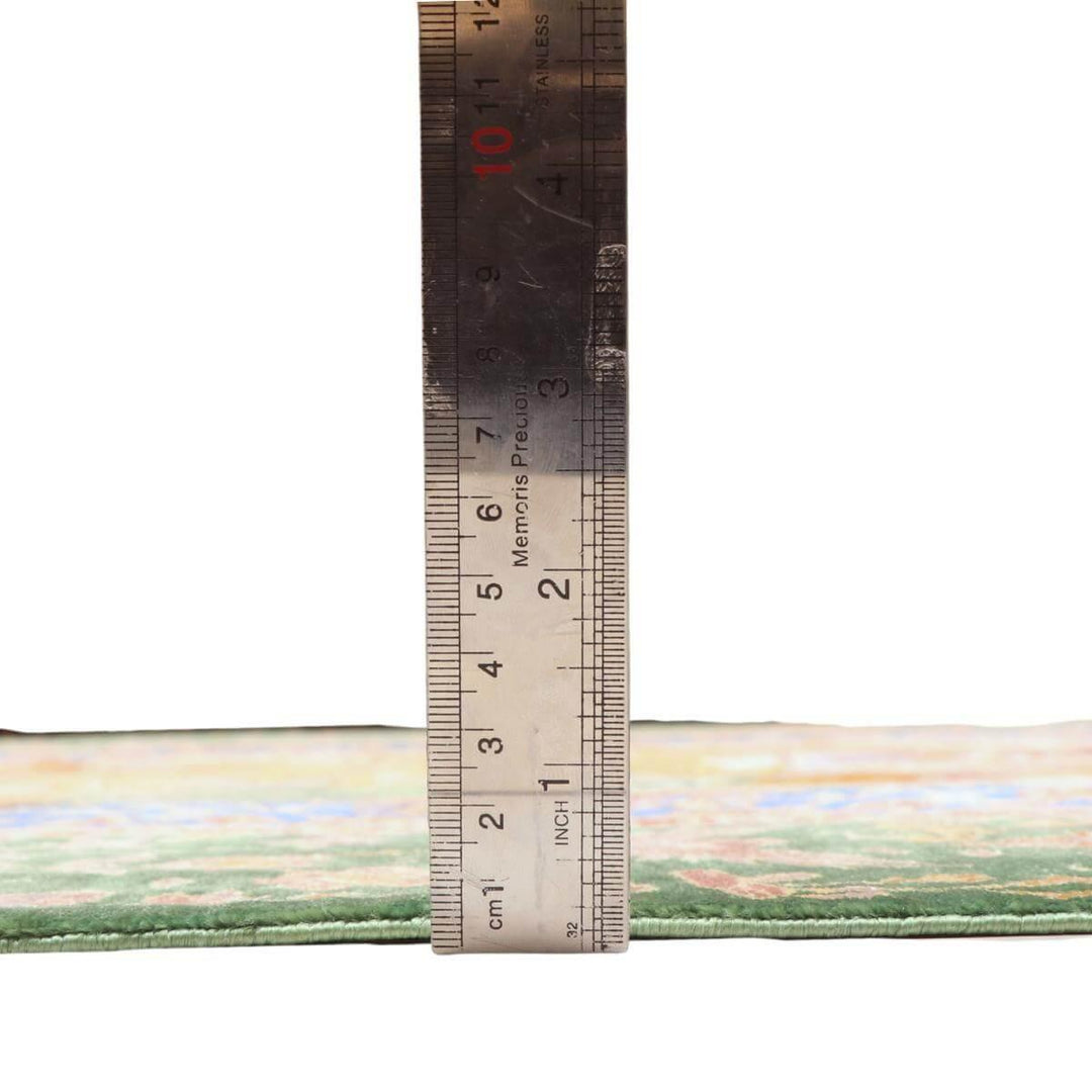 高級ペルシャ絨毯（シルク100％）ヌーリ工房　153×100cm（FN-70361）