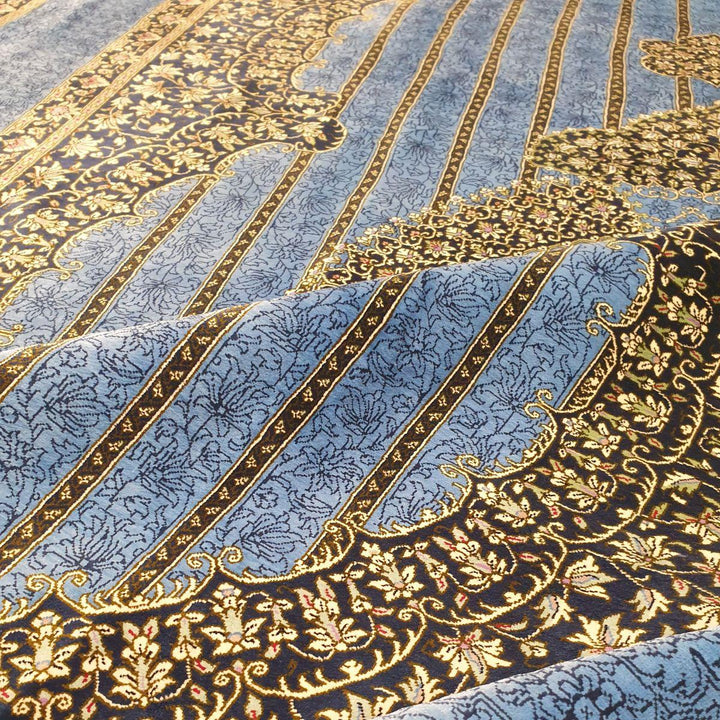 ペルシャ絨毯（シルク100％手織り）イランクム　205×136cm（FN-70378）
