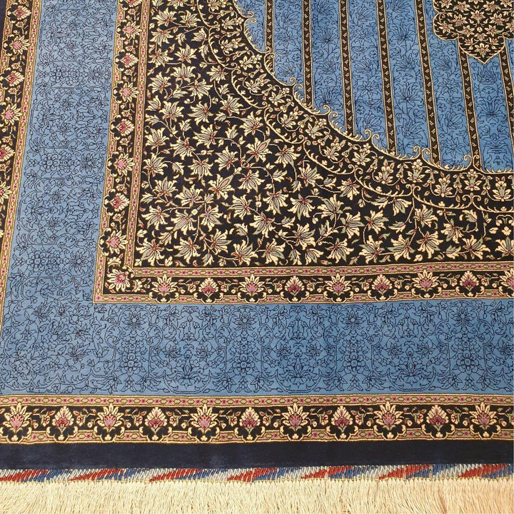 ペルシャ絨毯（シルク100％手織り）イランクム　205×136cm（FN-70378）