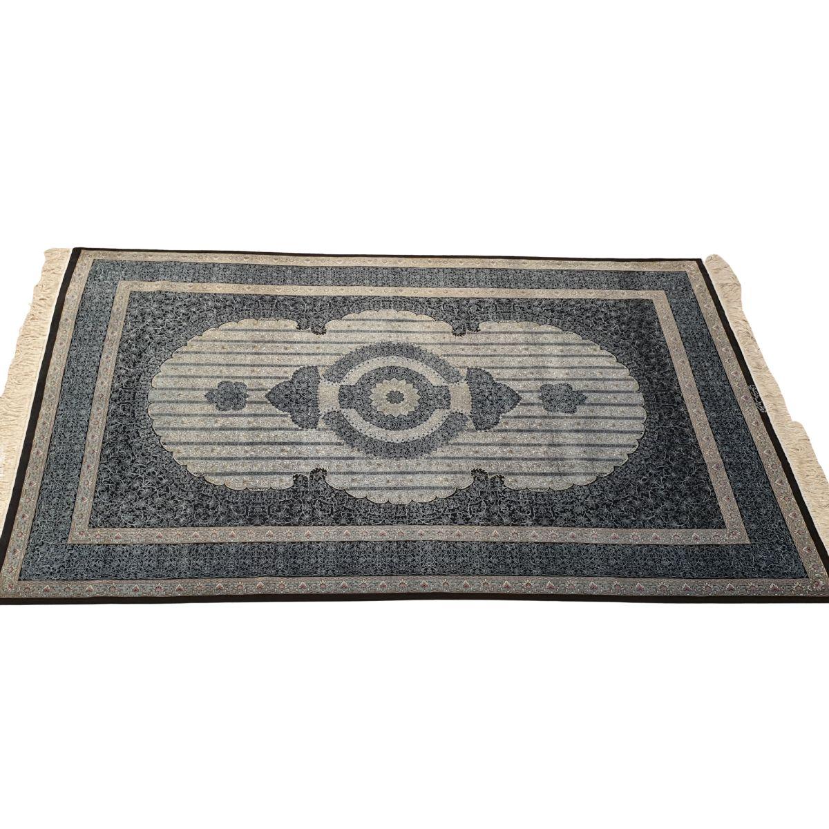 ペルシャ最高品質の最高級キリムラグ/サイズ:110x170cm…rd1. ペルシャ絨毯専門店｜本場イラン直輸入の手織り絨毯1,000枚