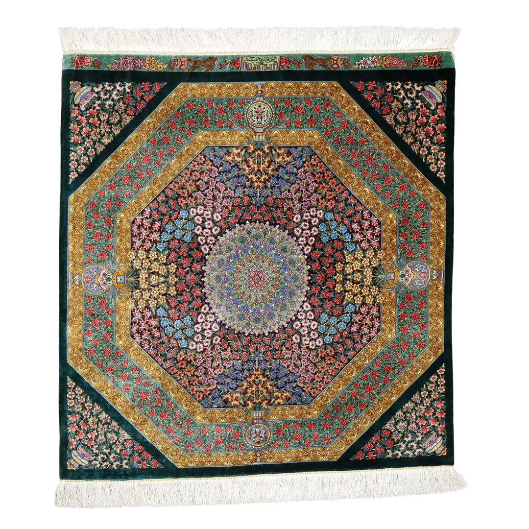 高級ペルシャ絨毯 クム産 シルク100％ TAKHTE JAMSHID工房｜八角形枠・花メダリオン柄 グリーン×マルチカラー｜105×99cm（FS-13299）