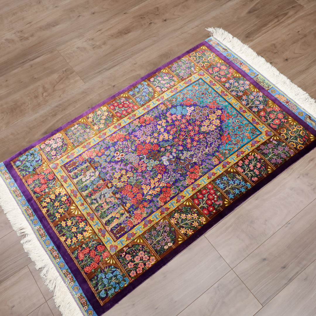 高級ペルシャ絨毯 クム産 シルク100％ TAKHTE JAMSHID工房｜生命の木・花園柄 パープル×マルチカラー｜119×79cm（FS-13303）