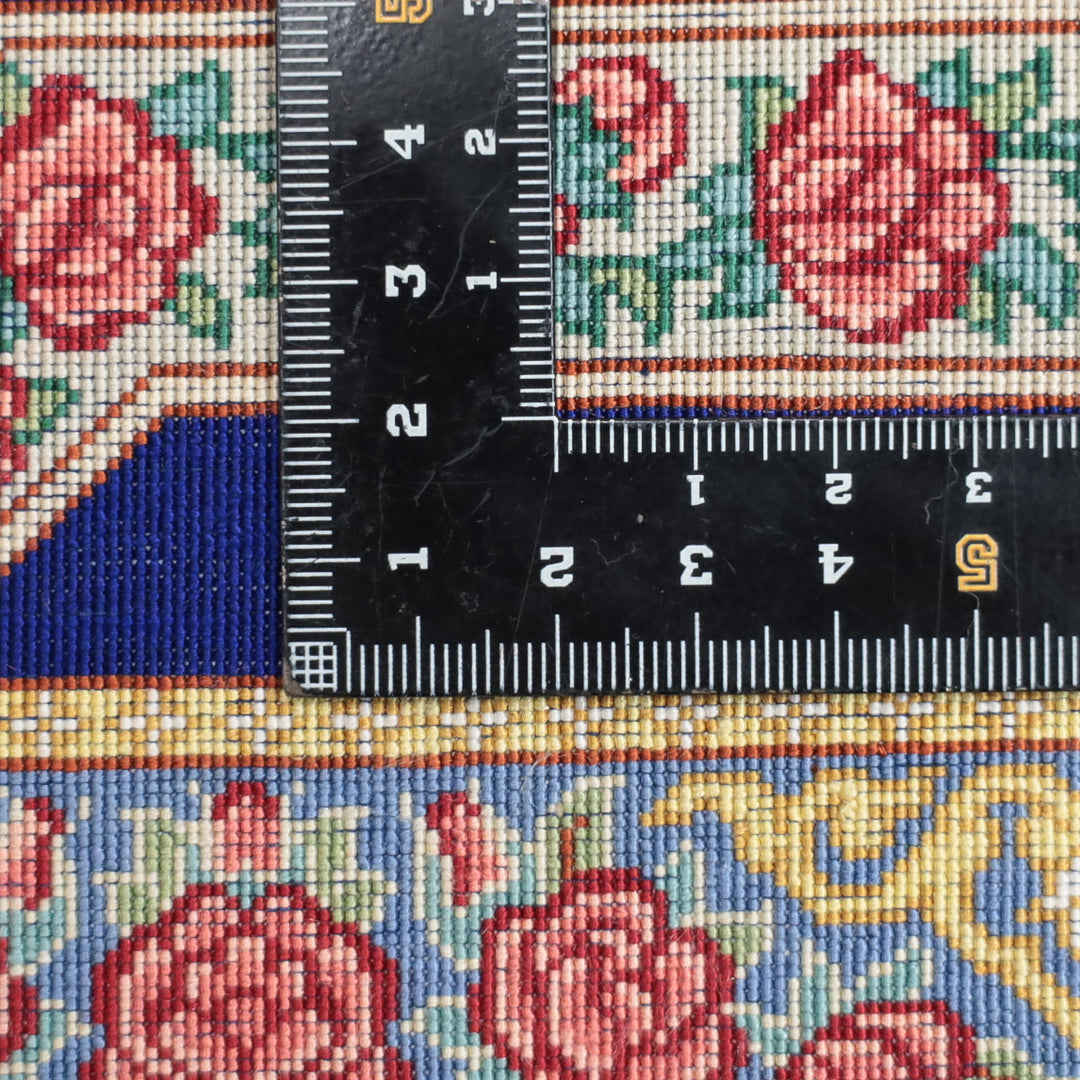 高級ペルシャ絨毯 クム産 シルク100％ KHAKI工房｜ケシュティ・薔薇柄 ネイビー×ターコイズ｜147×101cm（FN-13304）