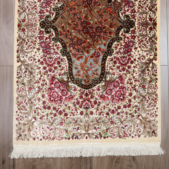 高級ペルシャ絨毯 クム産 シルク100％ MOHAMMADI工房｜生命の樹・花鳥柄 アイボリー×ピンク｜94×60cm（FS-13364）