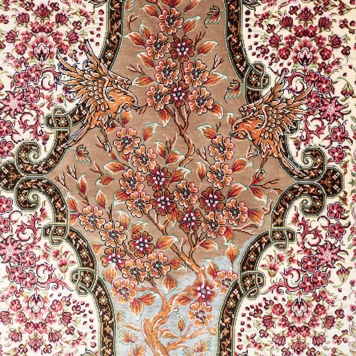 高級ペルシャ絨毯 クム産 シルク100％ MOHAMMADI工房｜生命の樹・花鳥柄 アイボリー×ピンク｜94×60cm（FS-13364）