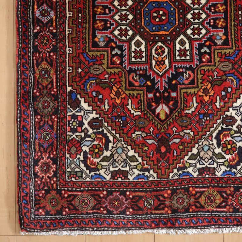 ウール×シルク ペルシャ絨毯｜光沢と強度のバランス – ギャッベ