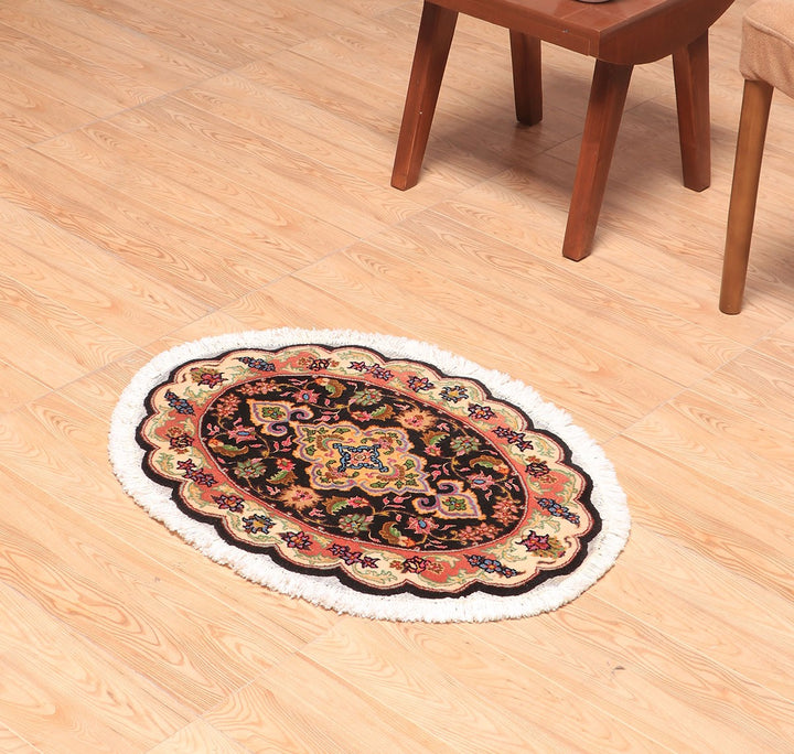 ペルシャ絨毯（イラン産）タブリーズ　67×48cm（FS-70009）