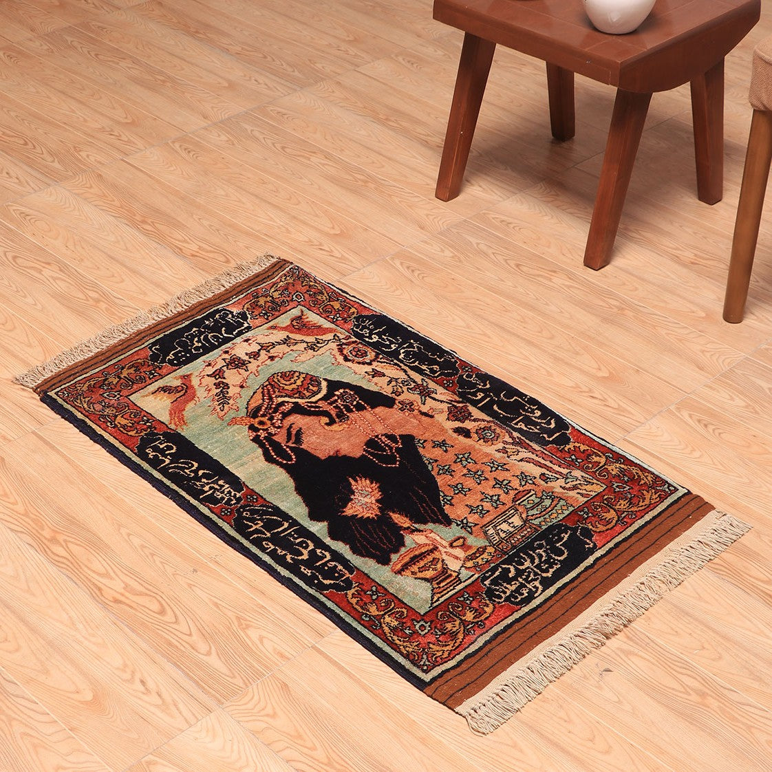 一年中使える！至福の踏み心地を醸す魅惑の絨毯イラン・クム産ギャッベ