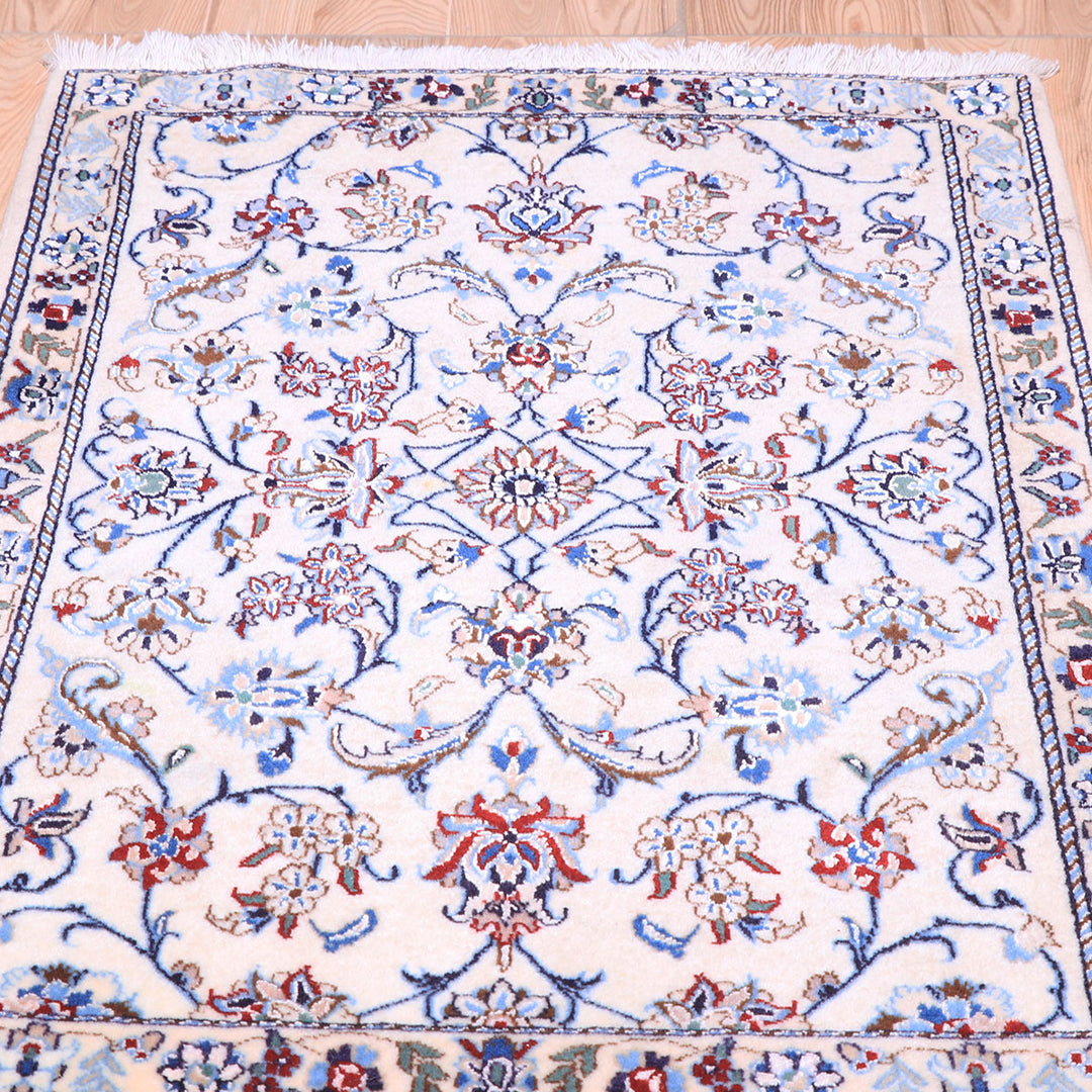 ペルシャ絨毯（イラン産）ナイン　86×59cm（FS-70012）