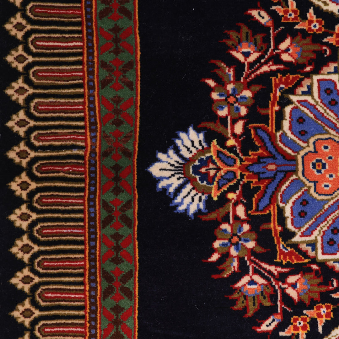 ペルシャ絨毯（イラン産）カーシャーン　91×78cm（FS-70020）