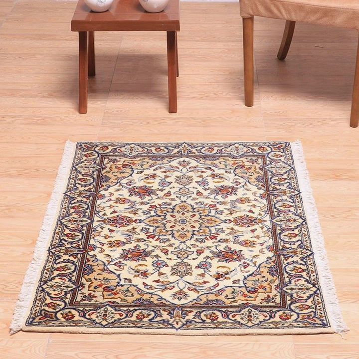 ペルシャ絨毯（イラン産）カーシャーン　96×76cm（FS-70021）