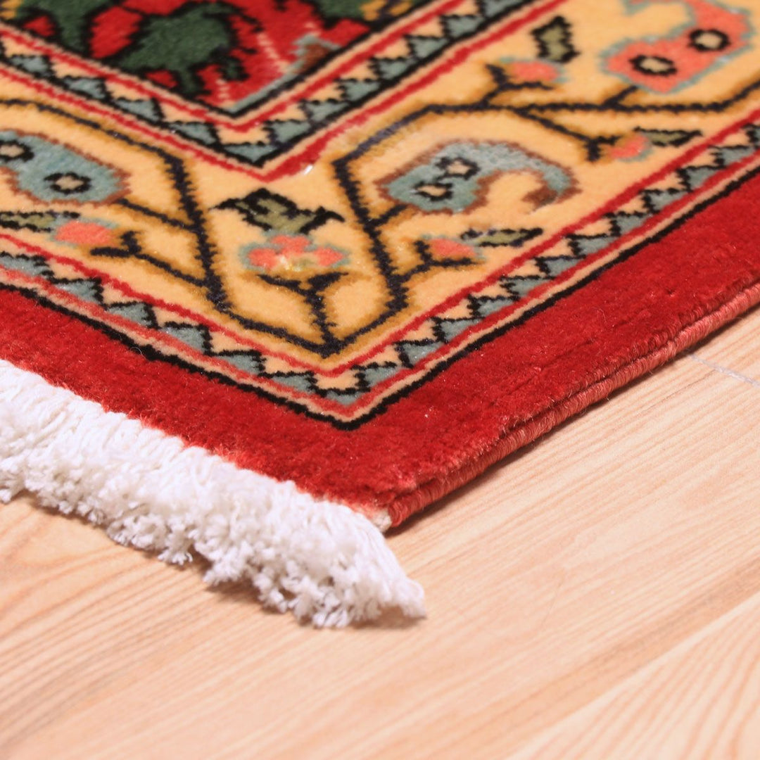 ペルシャ絨毯（イラン産）クム　97×63cm（FS-70025）