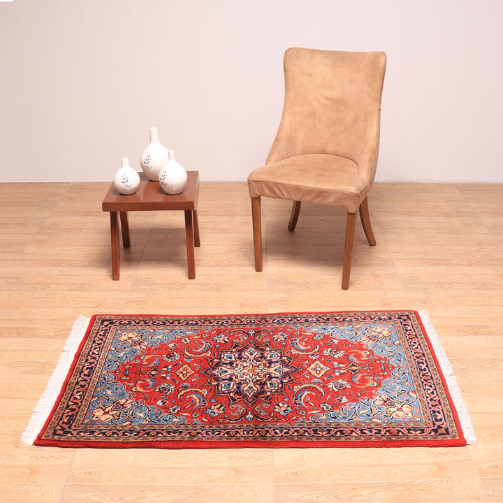 ペルシャ絨毯（イラン産）サルーク　132×77cm（FS-70027）