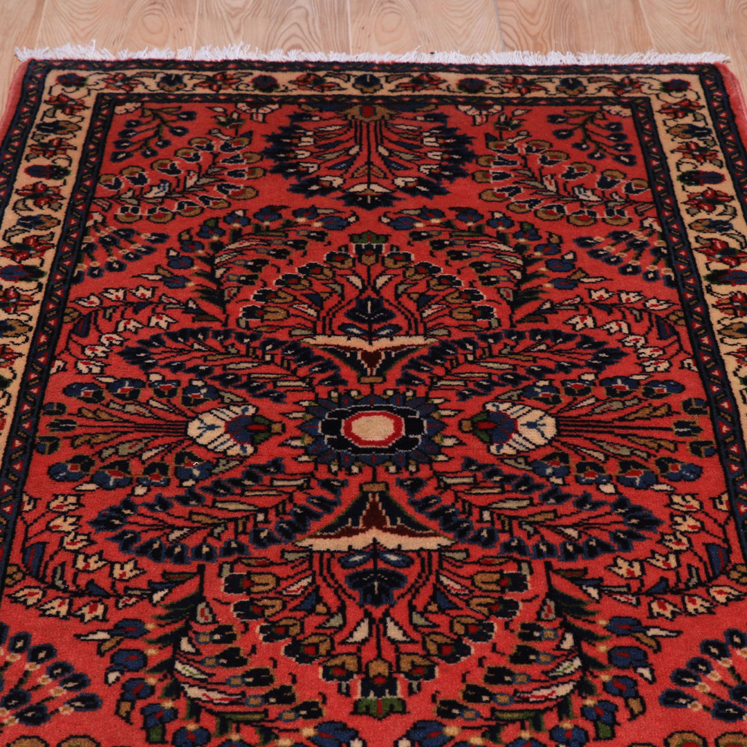 ペルシャ絨毯（イラン産）サルーク　126×68cm（FS-70035）