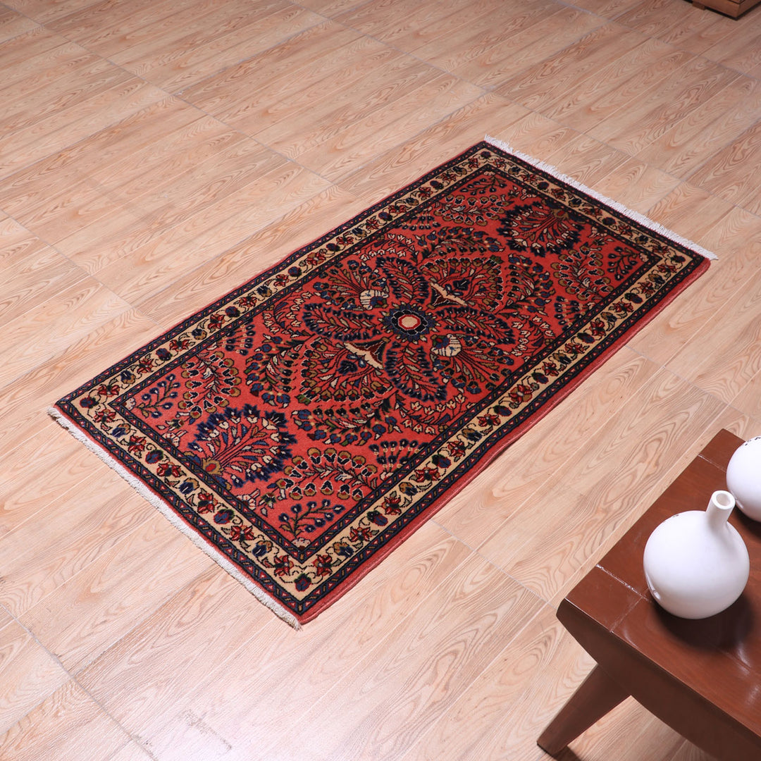 ペルシャ絨毯（イラン産）サルーク　126×68cm（FS-70035）