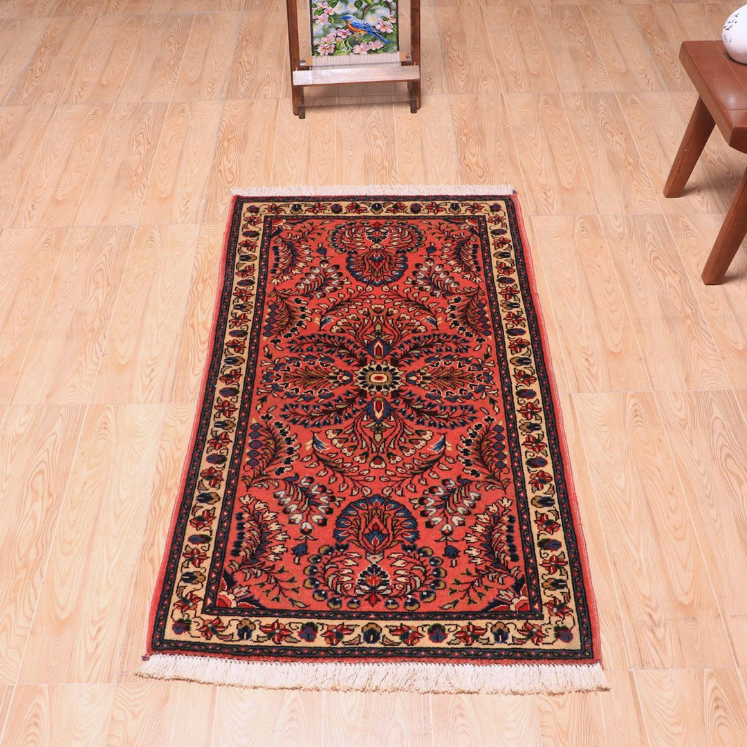 ペルシャ絨毯（イラン産）サルーク　127×67cm（FS-70036）