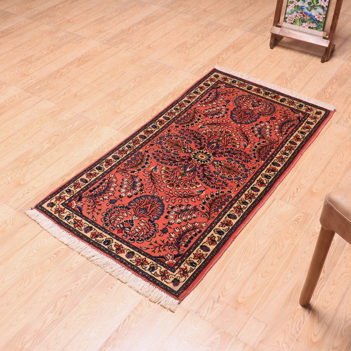 ペルシャ絨毯（イラン産）サルーク　127×67cm（FS-70036）