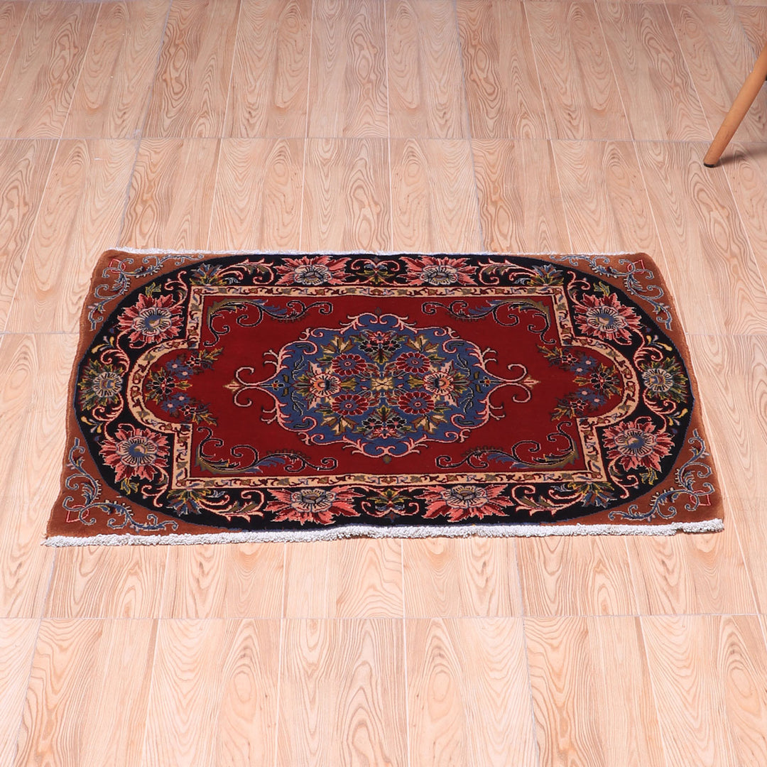 ペルシャ絨毯（イラン産）カーシャーン　90×66cm（FS-70037）