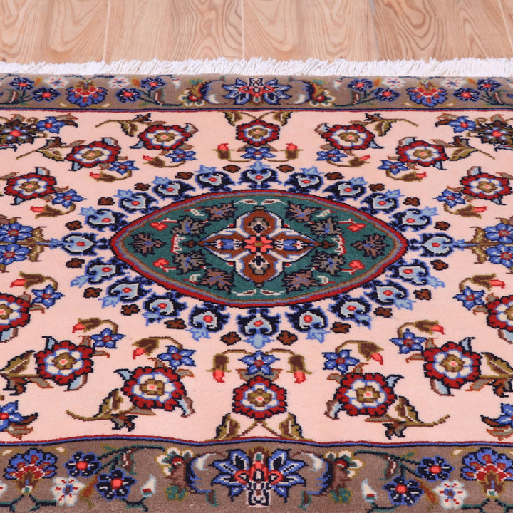 ペルシャ絨毯（イラン産）カーシャーン　100×71cm（FS-70039）