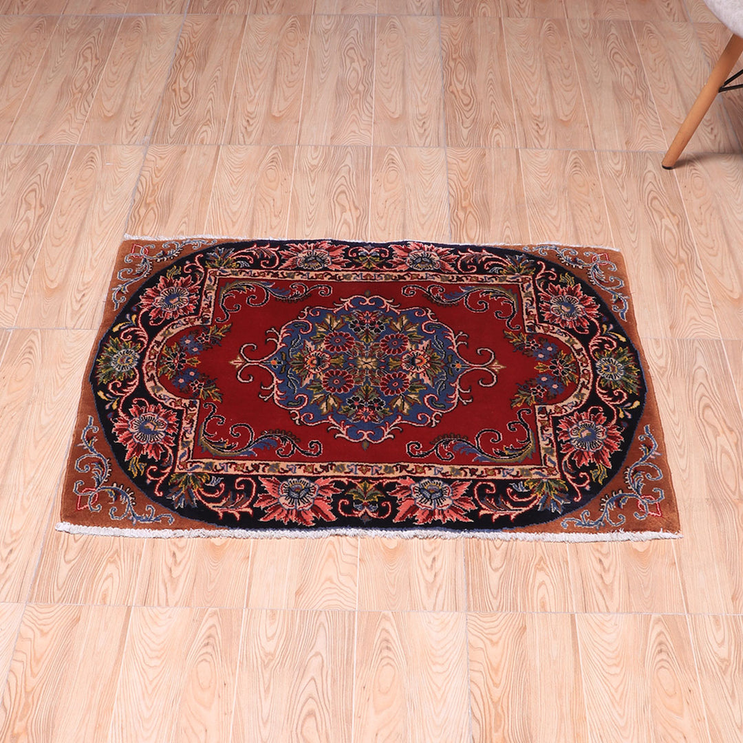 ペルシャ絨毯（イラン産）カーシャーン　91×69cm（FS-70045）