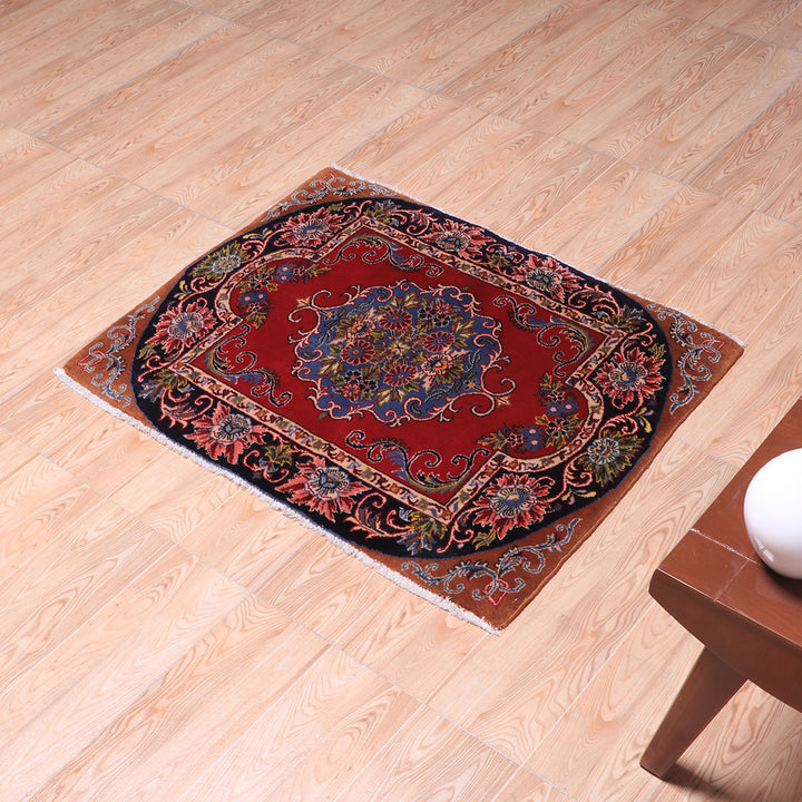 ペルシャ絨毯（イラン産）カーシャーン　91×69cm（FS-70045）
